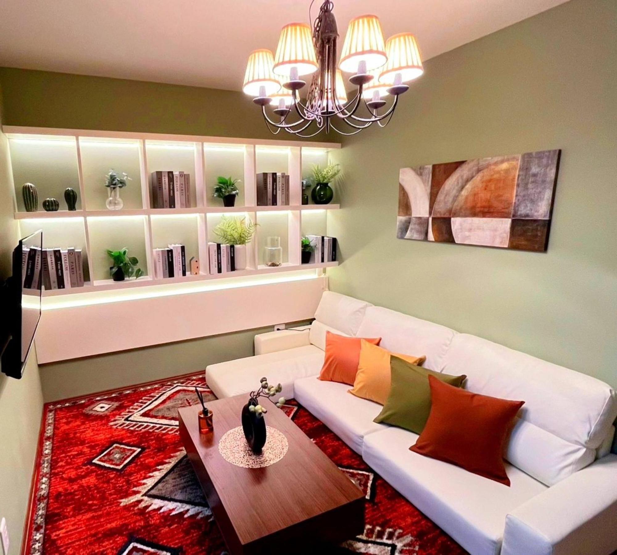 Apartment スカイビル梅田