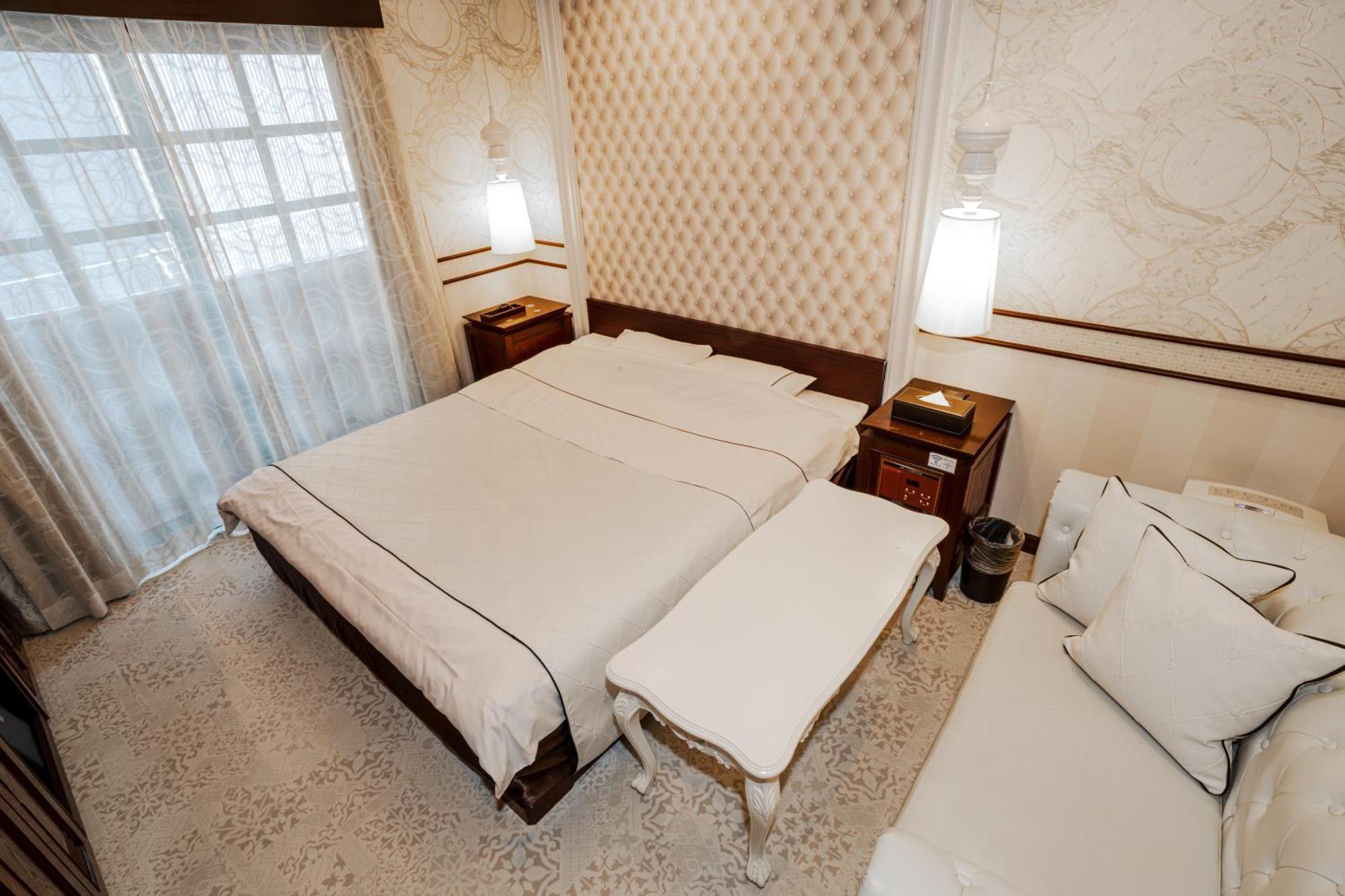 Love hotel Hotel Salle De Bain (Adults Only)