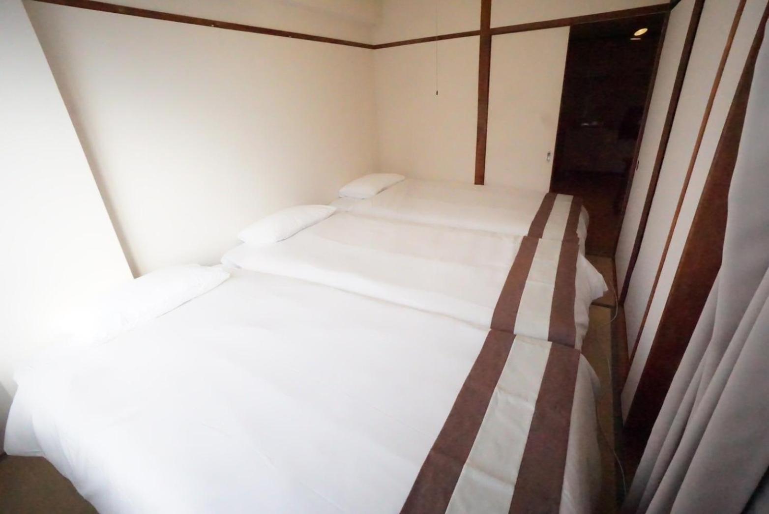 House Jodo 402 *