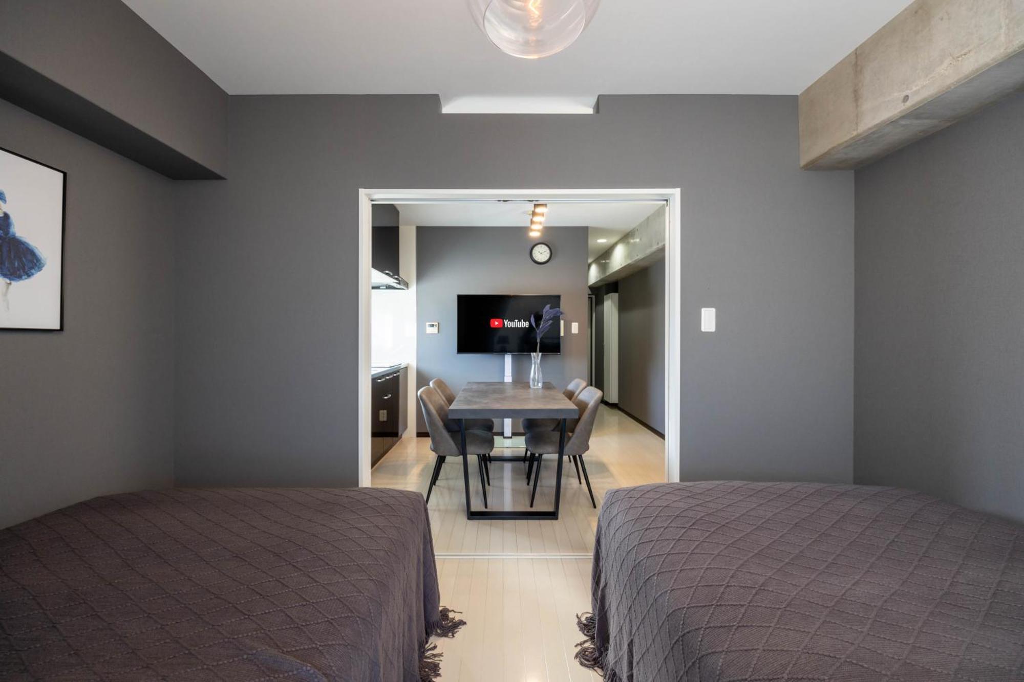 ｍｅｌｌ－ｔｈｅａｔｅｒ ｒｅｓｏｒｔ * Osaka