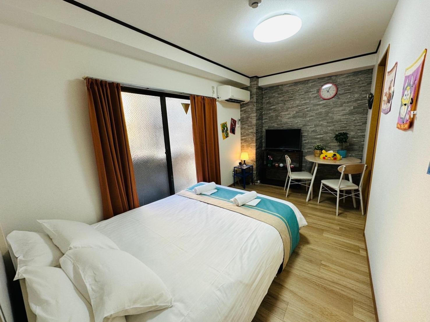 Apartment 303黒門市場すぐ30秒!道頓堀まで徒歩8分!でんでんタウン徒歩3分!通天閣徒歩9分!観光に最高!