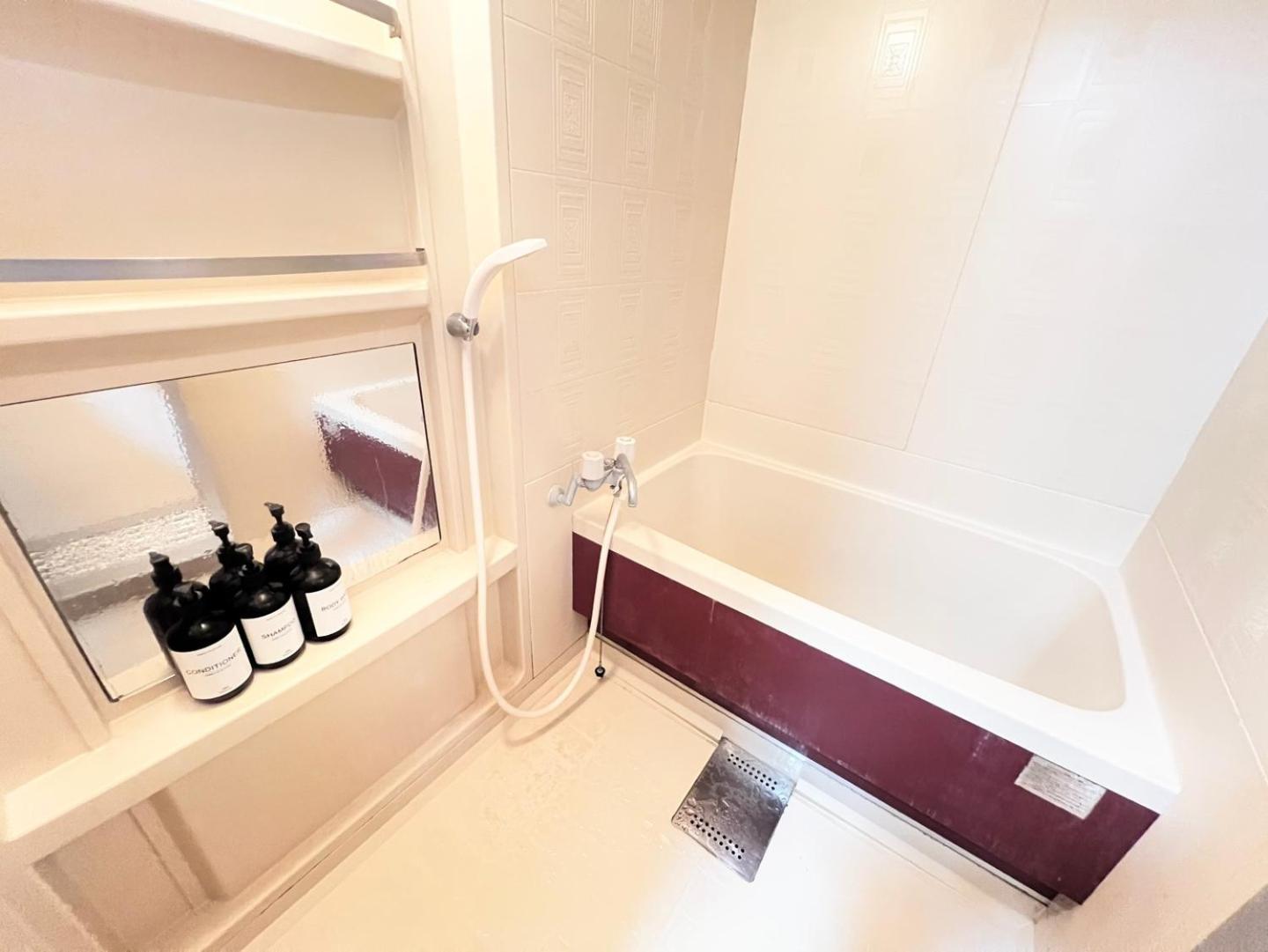 Apartment 10m Walk From Namba Station For 2 People Gran6f *