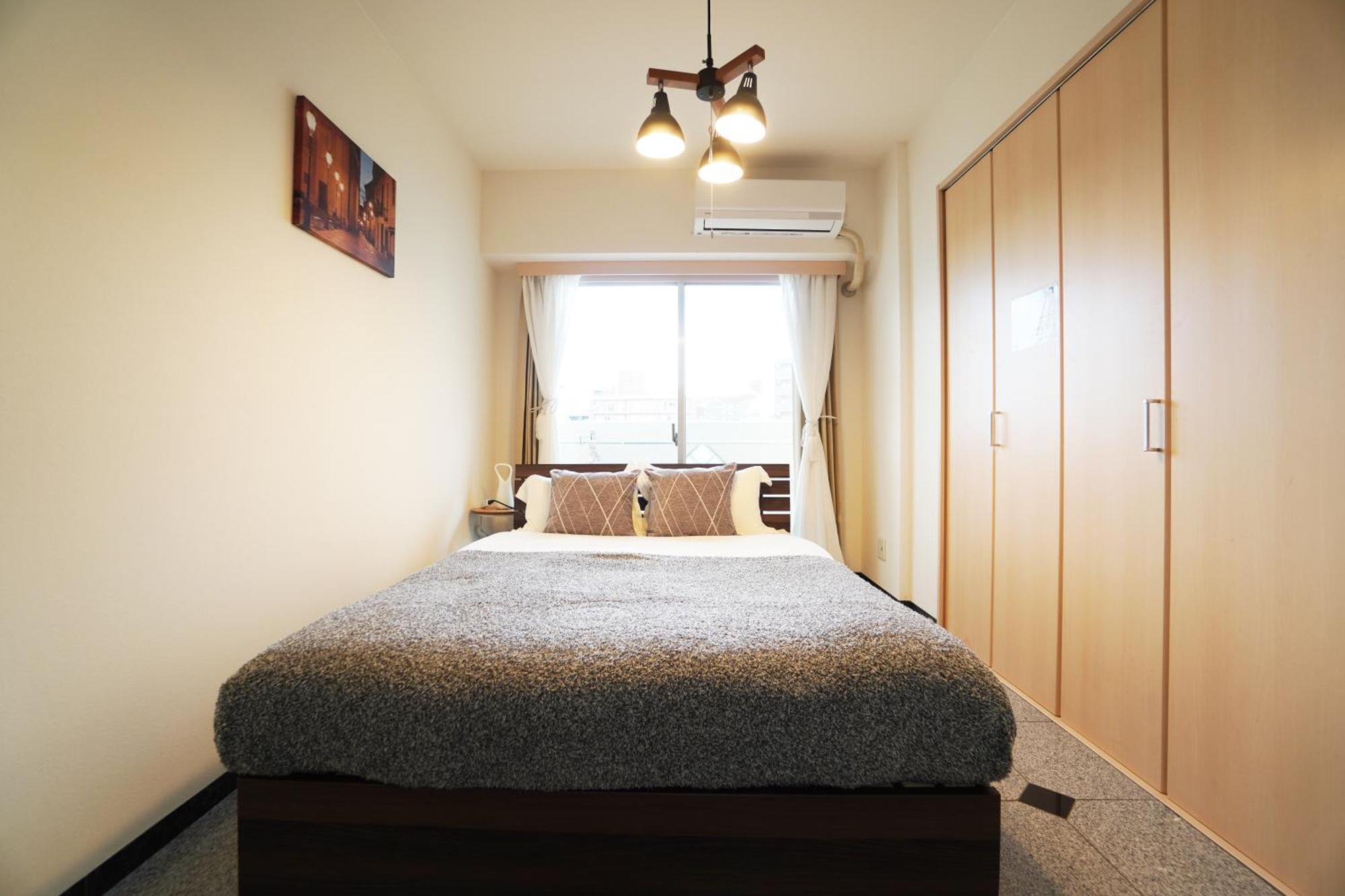 Apartment Anaha Naniwa Nibankan Osaka