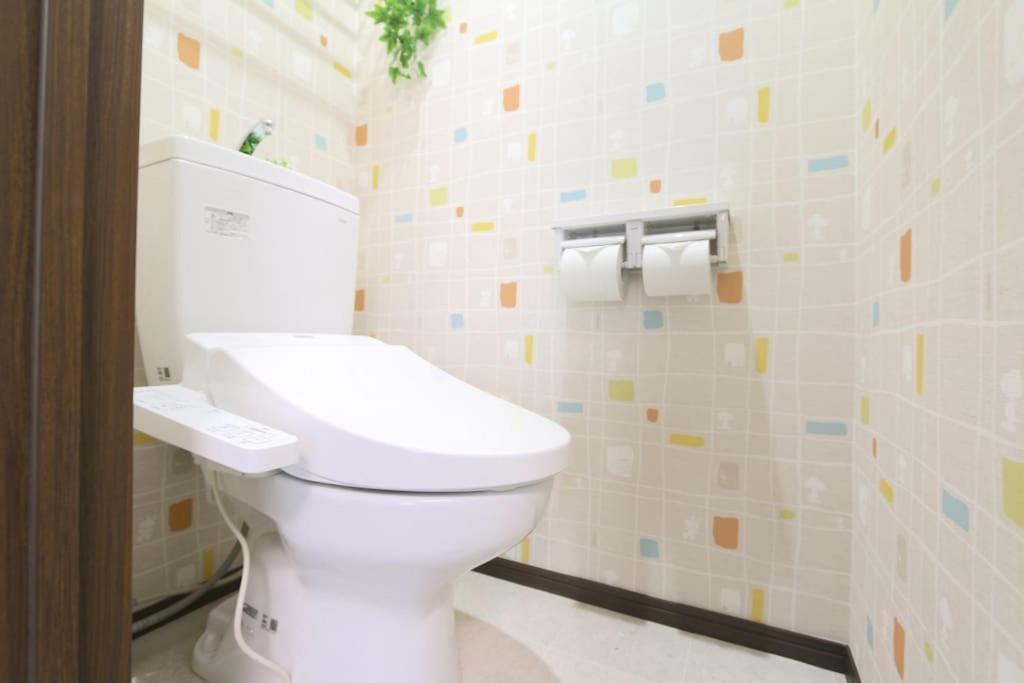 Guest House Eastwo 日本橋でんでんタウンまで徒歩4分の好立地 Apartment Osaka