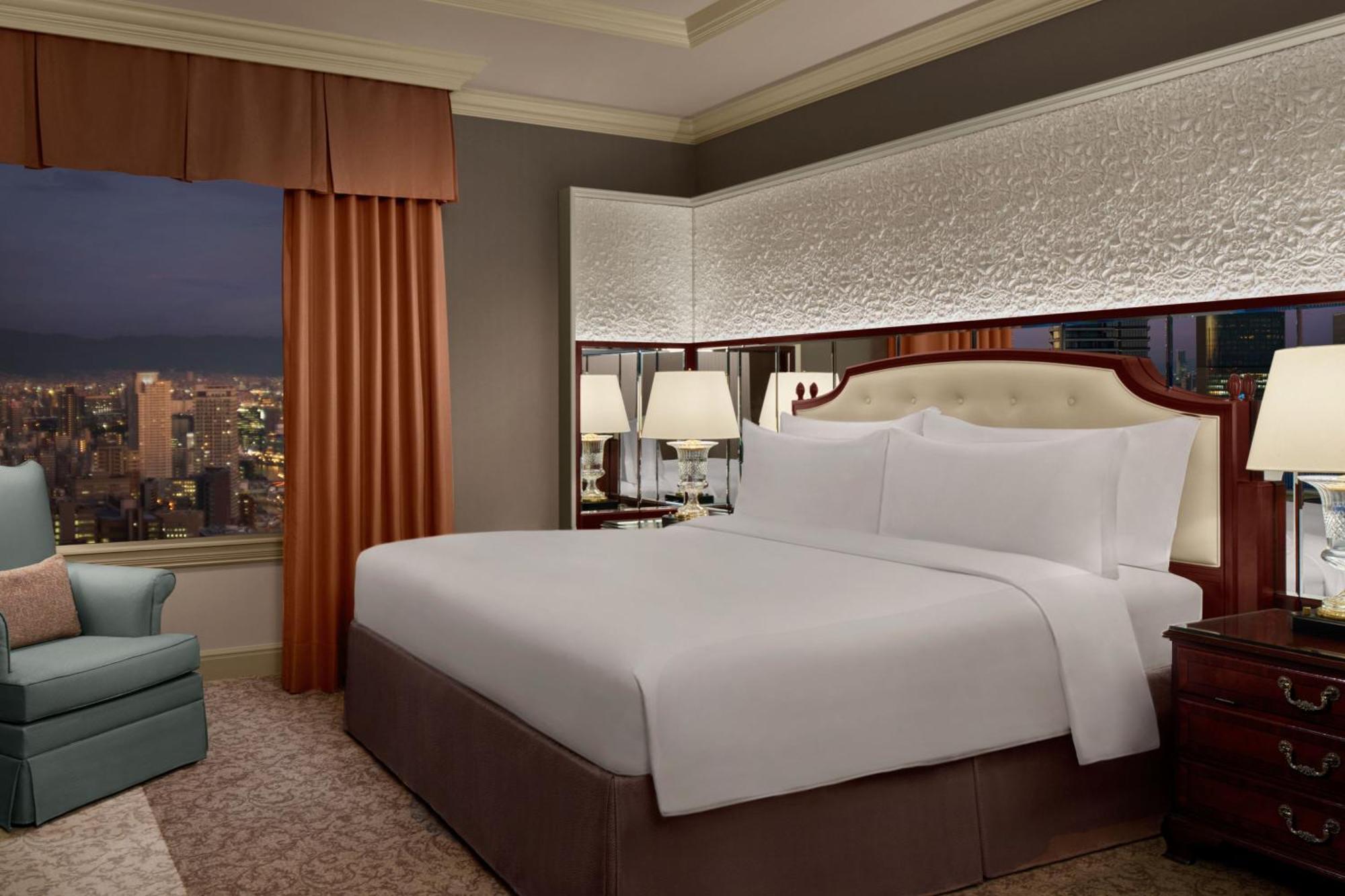 The Ritz-carlton Hotel 5*