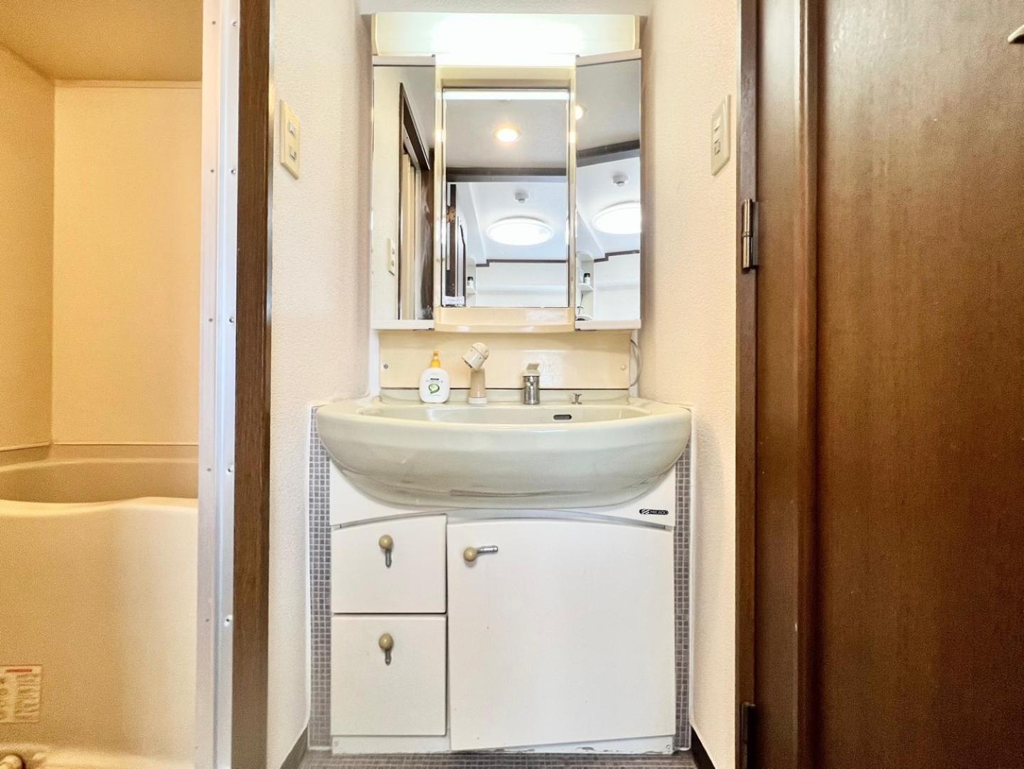 5人可能 なんば駅 一駅 地下鉄駅 2分 Royal704 Apartment Osaka