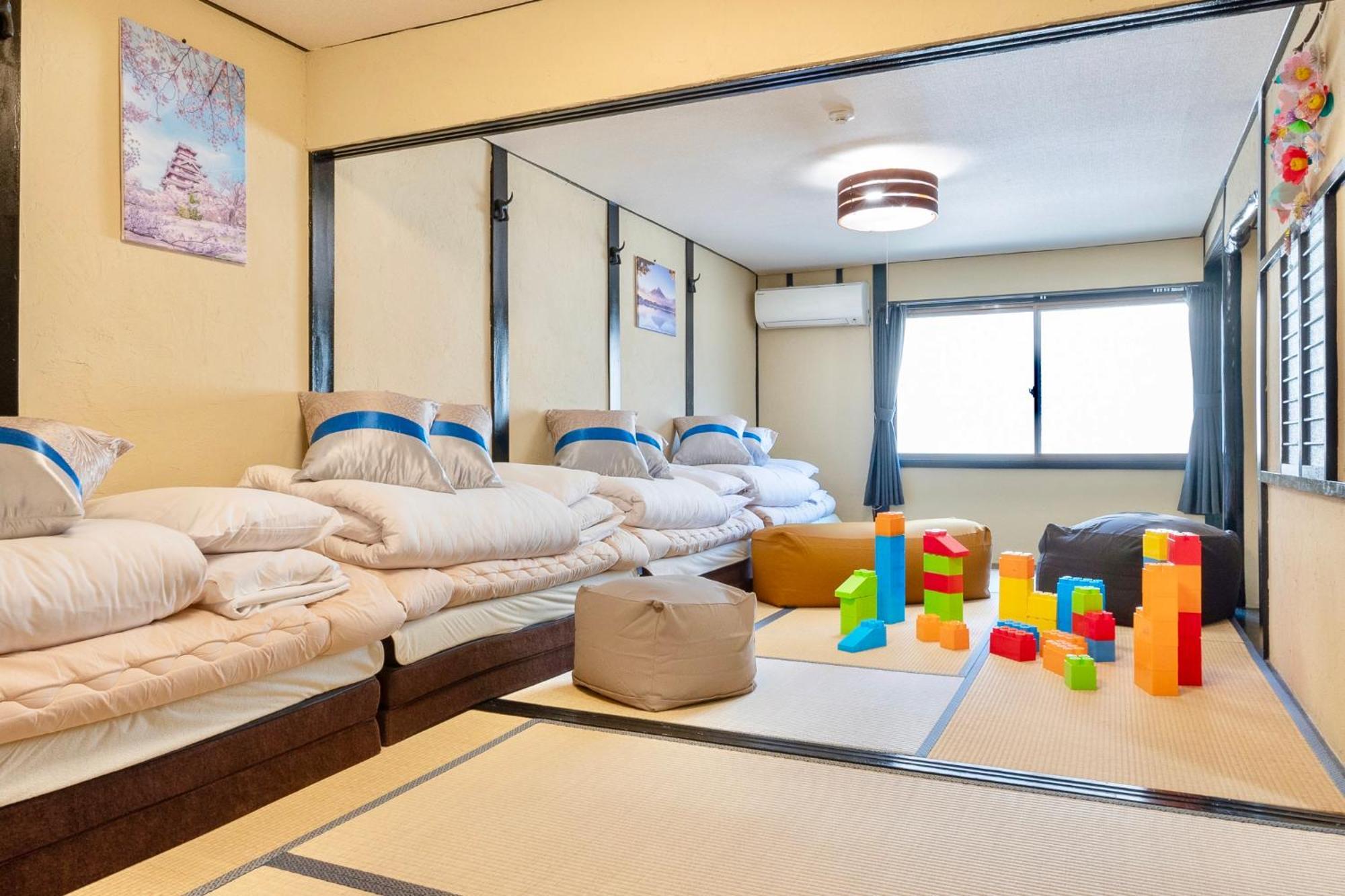 Kizuna 絆 - 5 Bedding In 2 Tatami Rooms, Max 11, 1 And A Half Bath Rooms, 30min To Usj, Kaiyukan Aquarium & Namba, 12min To Kyocera Dome, , Japanese Style Private House