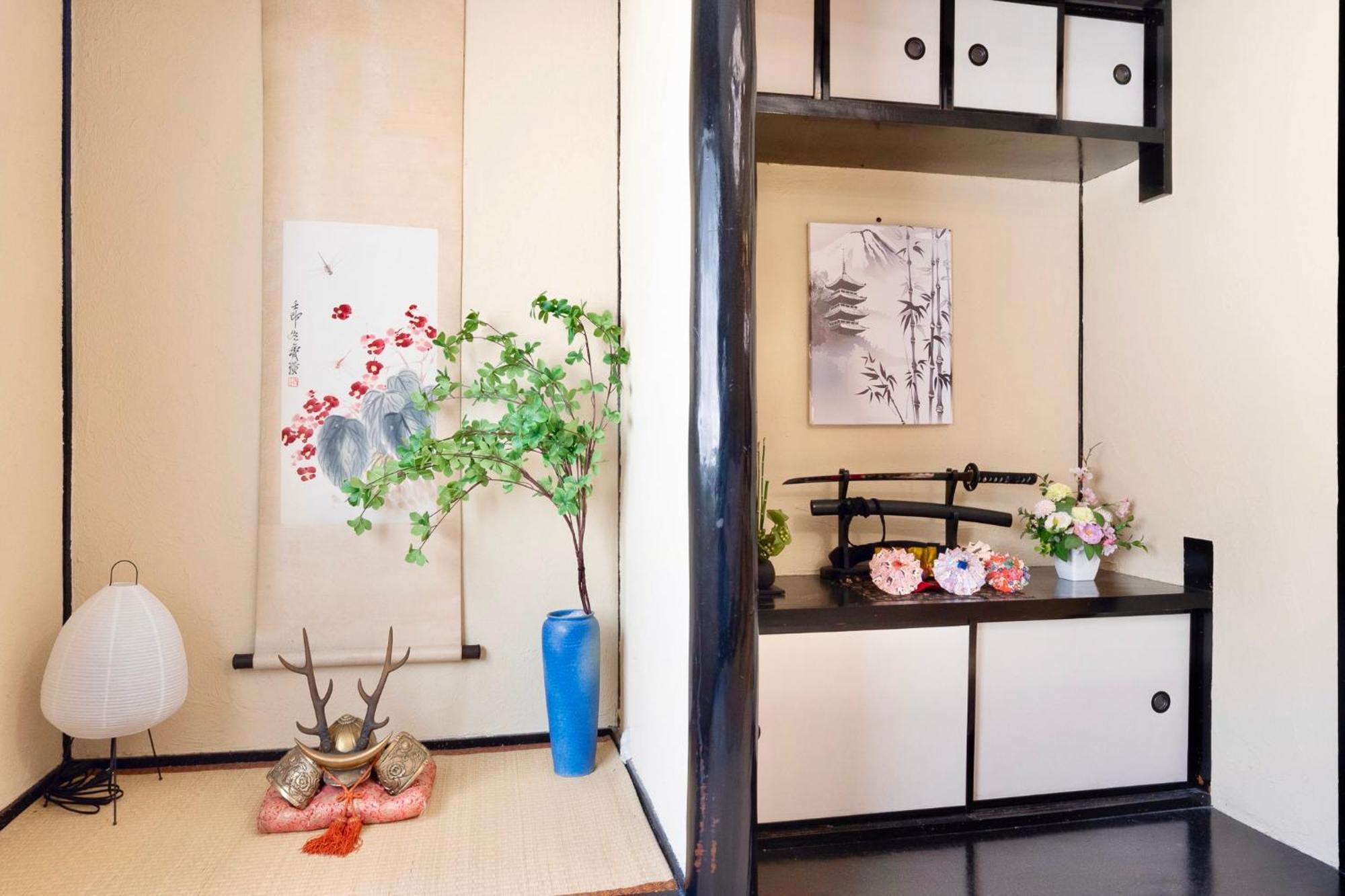 Kizuna 絆 - 5 Bedding In 2 Tatami Rooms, Max 11, 1 And A Half Bath Rooms, 30min To Usj, Kaiyukan Aquarium & Namba, 12min To Kyocera Dome, , Japanese Style Private House