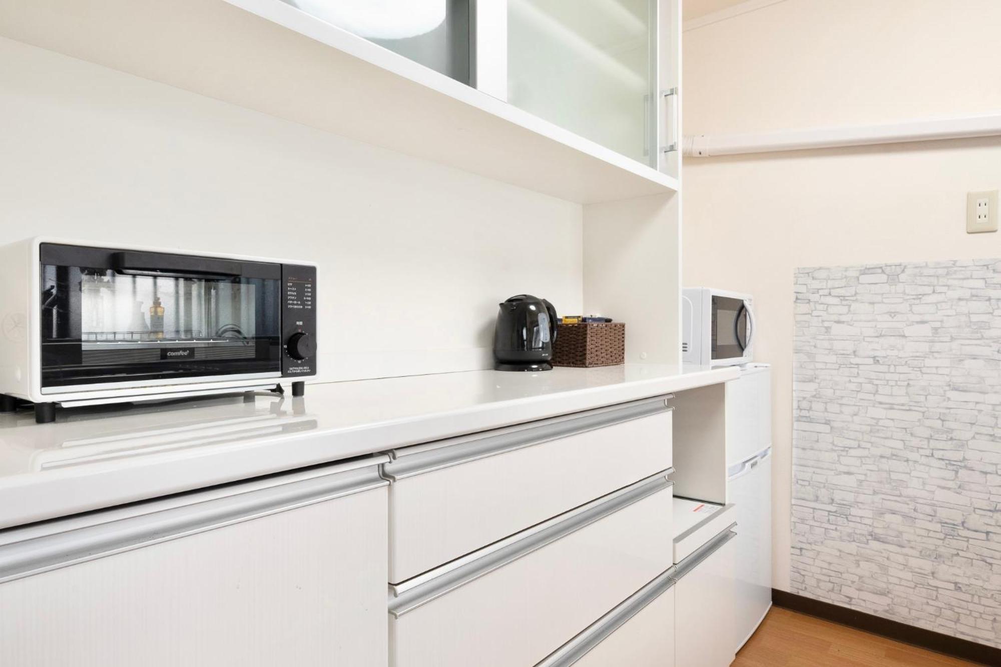 Kizuna 絆 - 5 Bedding In 2 Tatami Rooms, Max 11, 1 And A Half Bath Rooms, 30min To Usj, Kaiyukan Aquarium & Namba, 12min To Kyocera Dome, , Japanese Style Private House *
