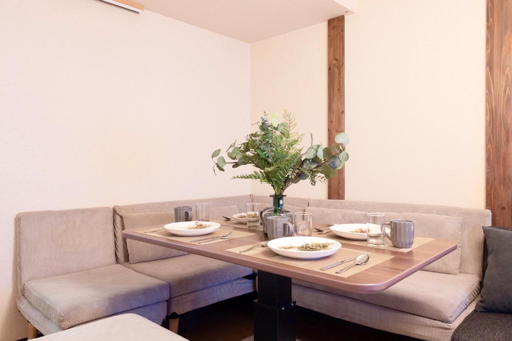 Kizuna 絆 - 5 Bedding In 2 Tatami Rooms, Max 11, 1 And A Half Bath Rooms, 30min To Usj, Kaiyukan Aquarium & Namba, 12min To Kyocera Dome, , Japanese Style Private House Apartment *