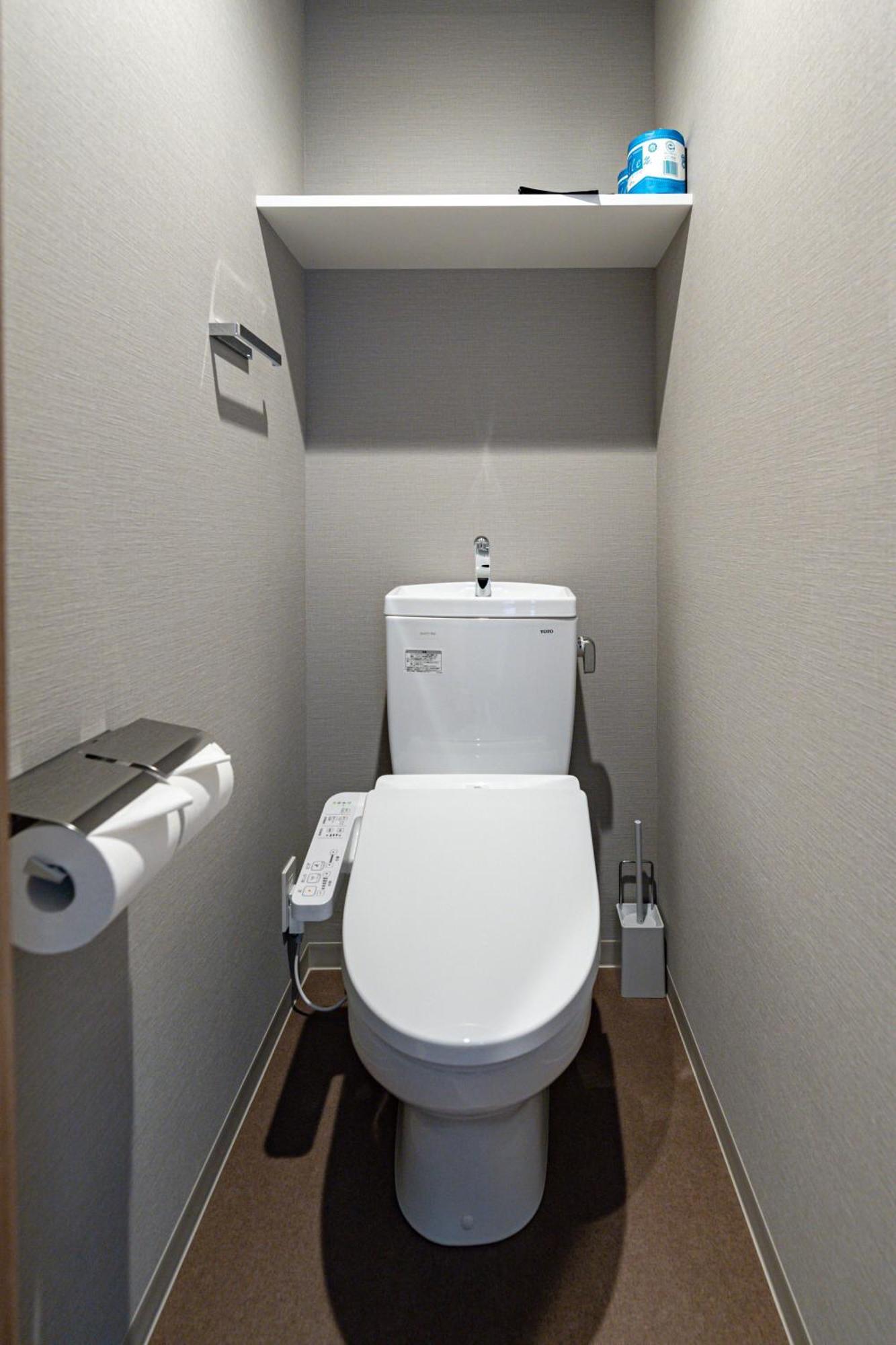 11 Namba Minami 4 * Osaka