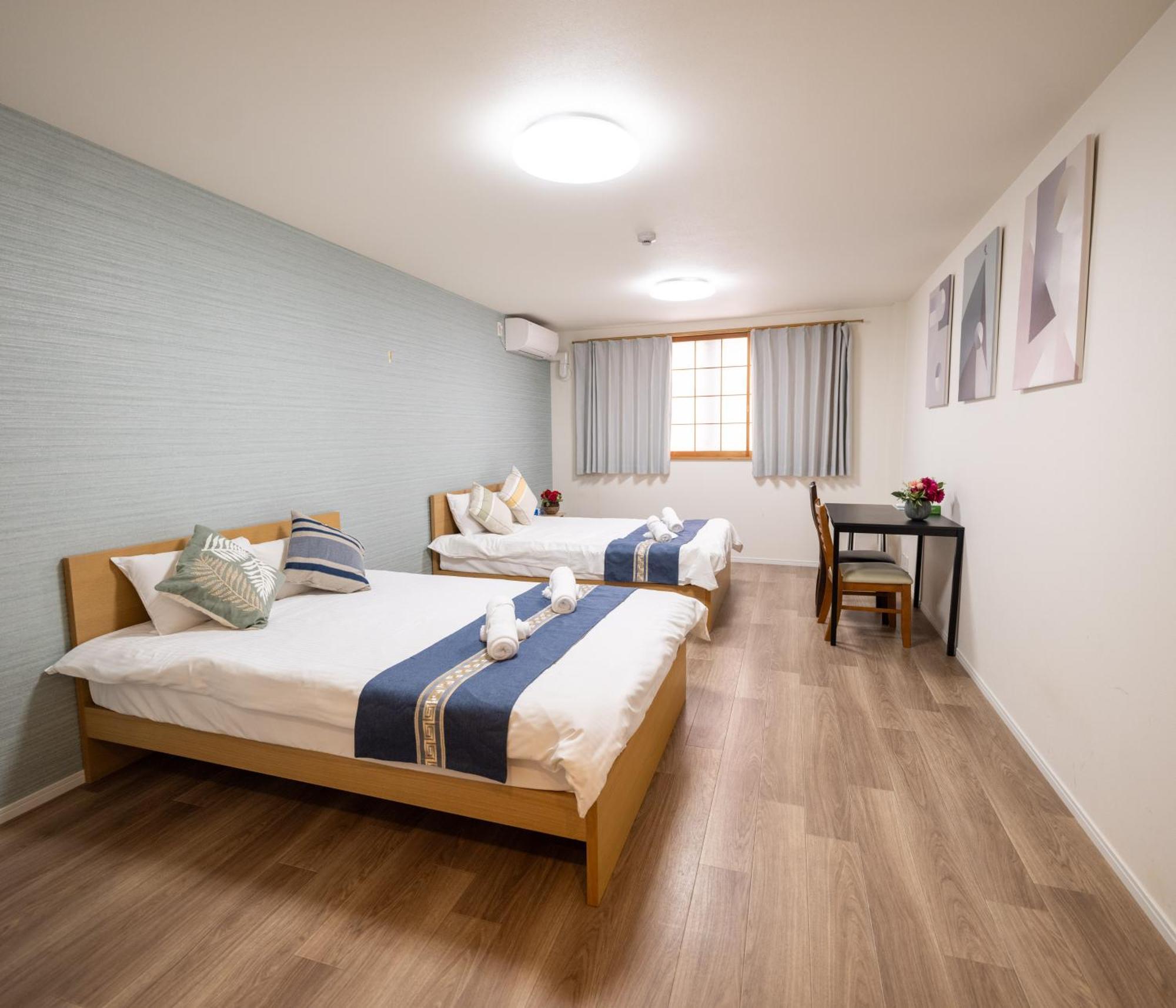 Oasis Naniwa Apartment