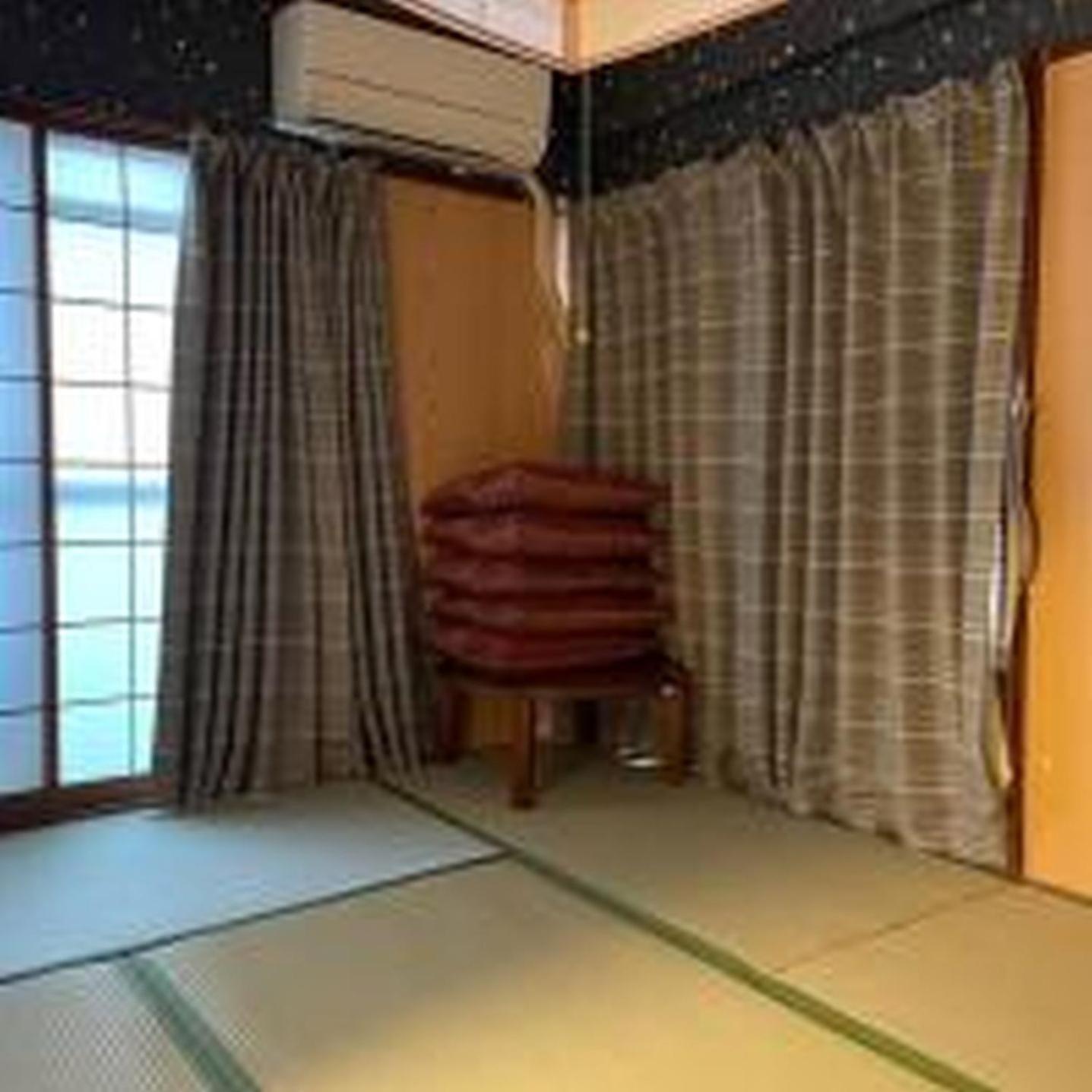Apartment サンコーポユウ日本橋5c *