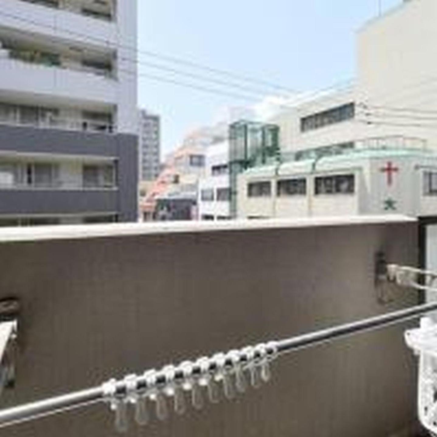 Apartment ラセーヌ心斎橋404 *