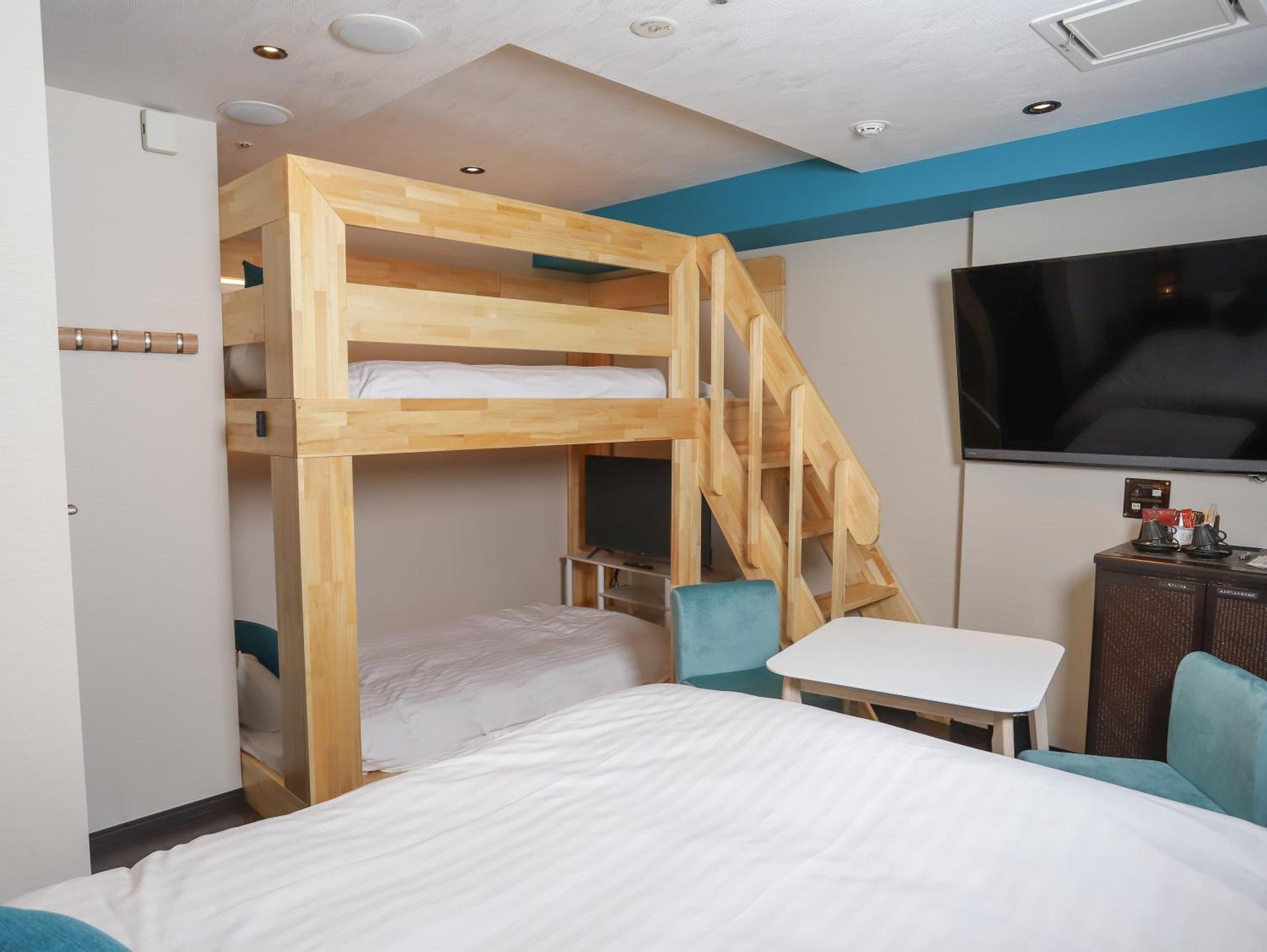 K6 Namba (adults Only) 3*
