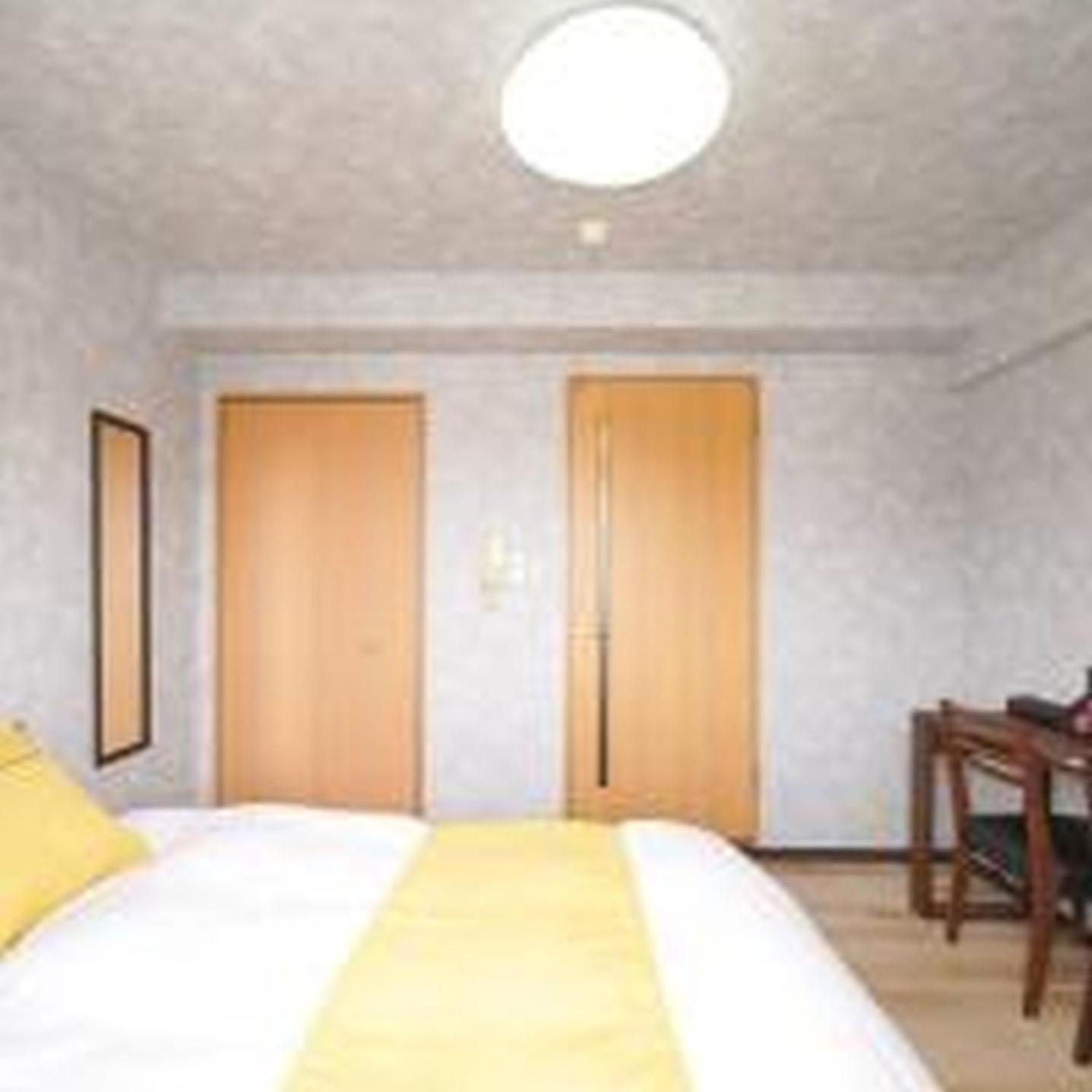 グランディ1002 Apartment