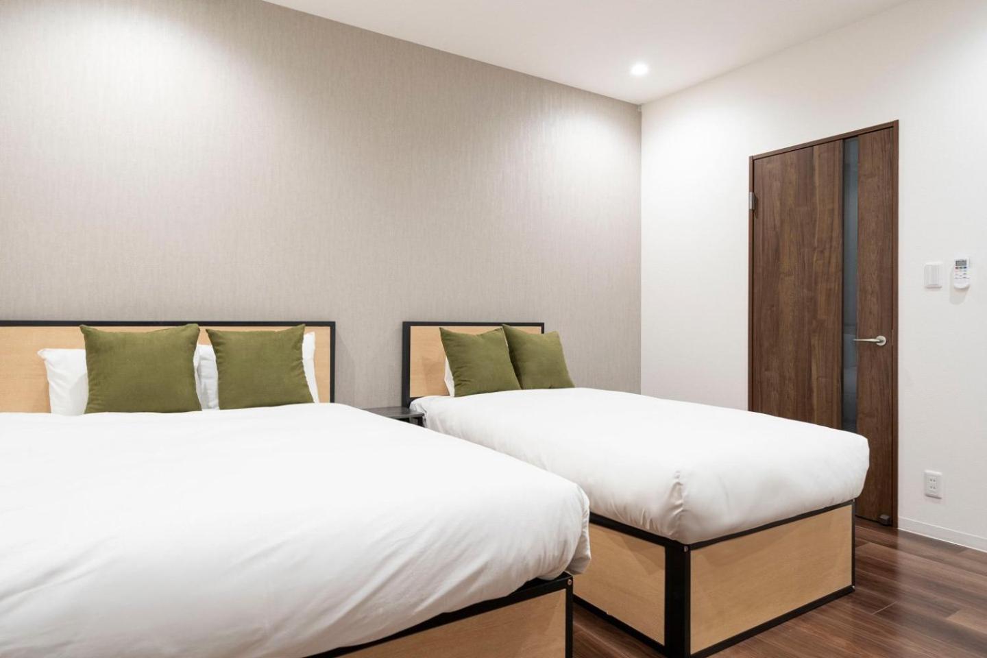 Lasante Umedakita Apartment