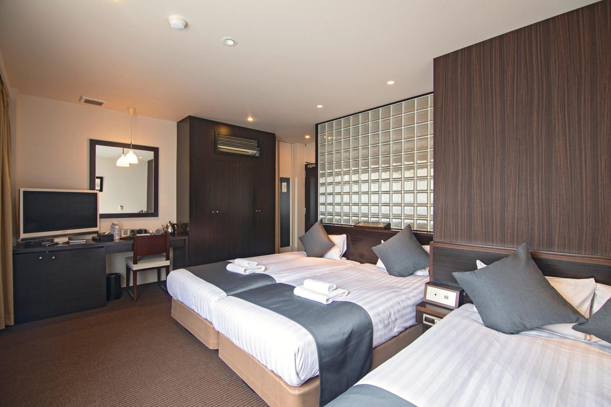 Hotel Wonz Self-check-in 4*