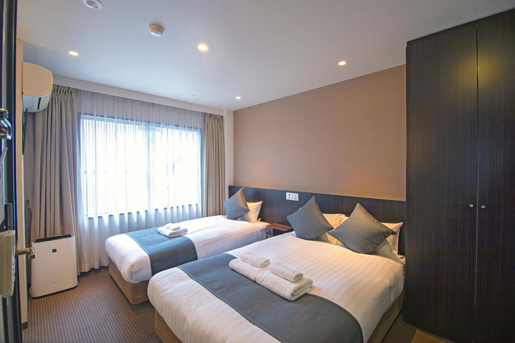 Wonz Self-check-in 4* Osaka