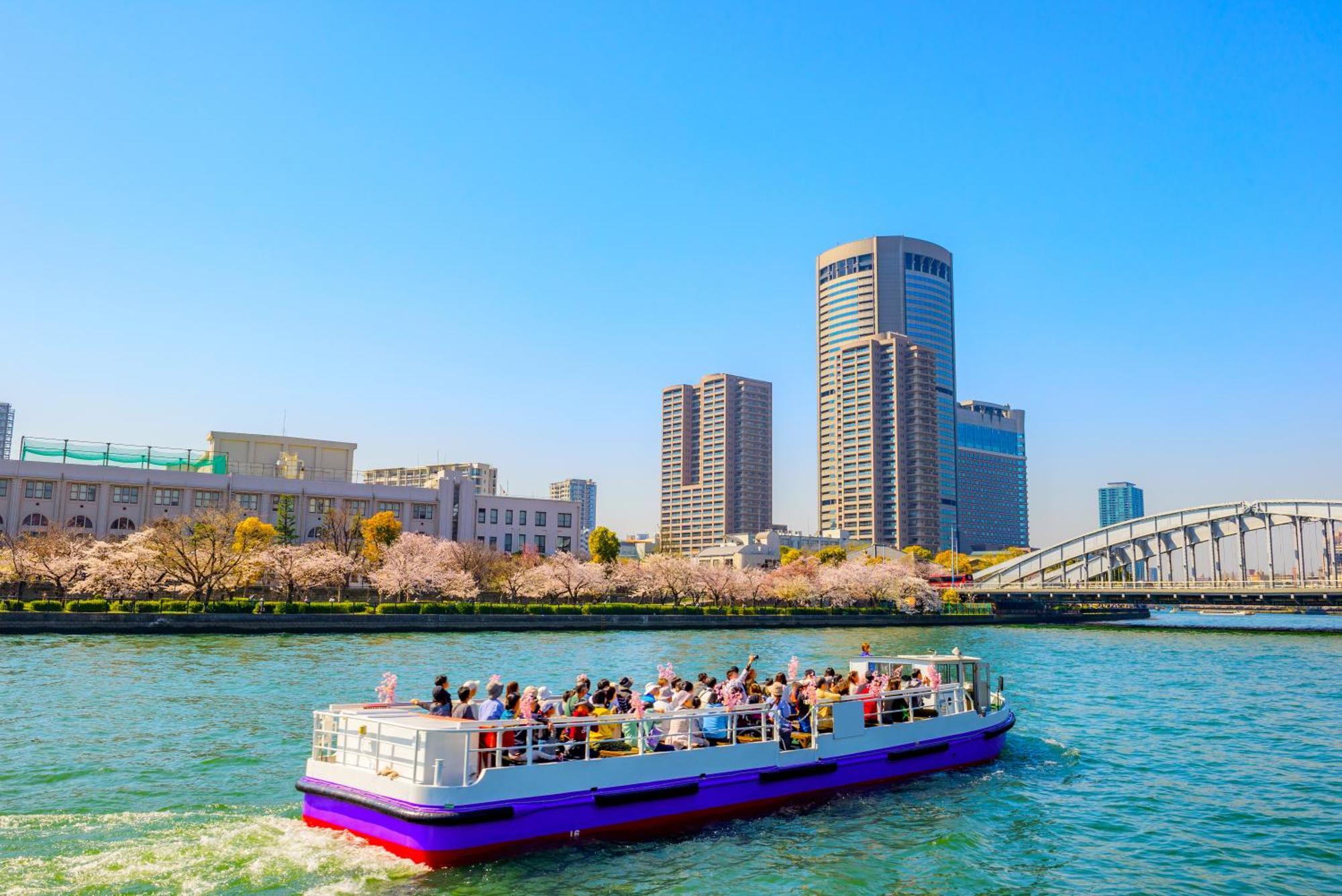 距离namba Shinsaibashi麗子民宿