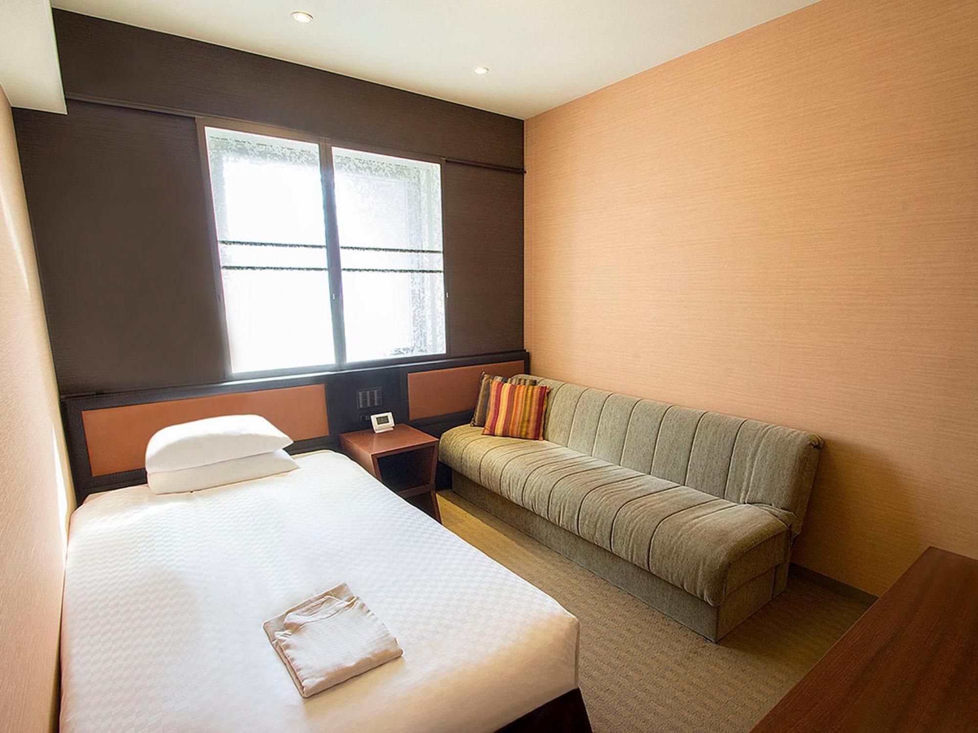 Hotel Hearton Kita Umeda 3*