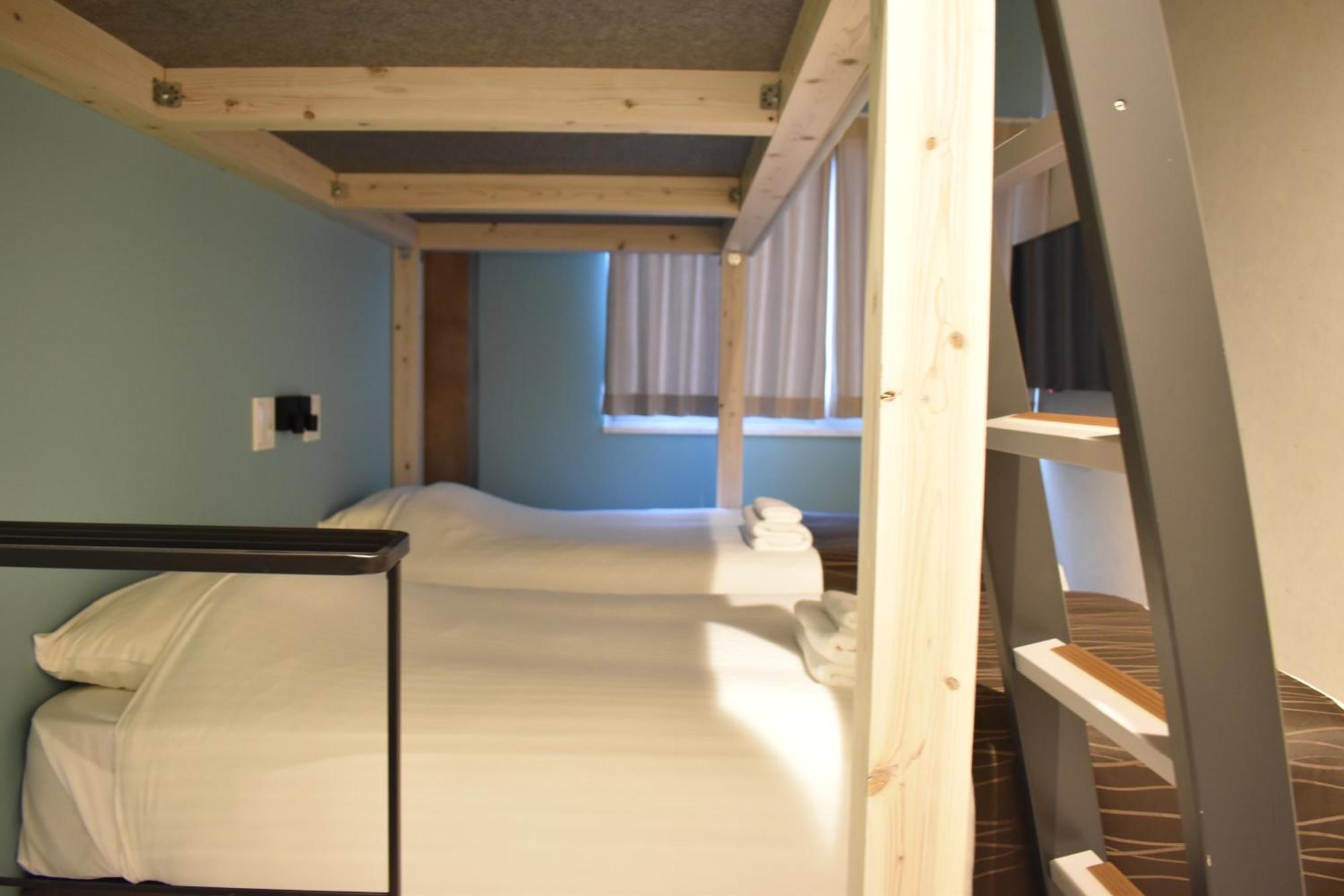 Shinsaibashi House 3* Osaka