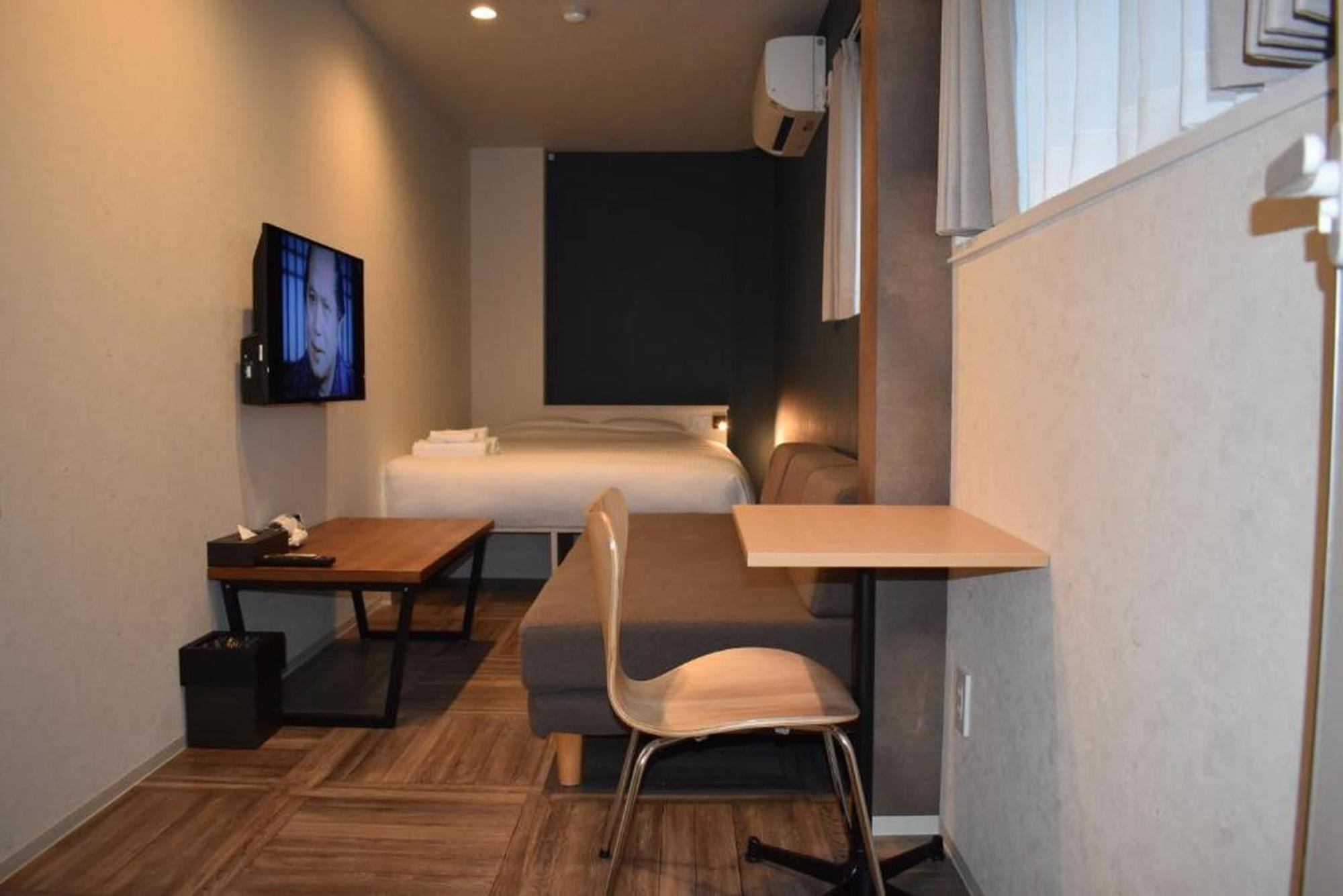 Shinsaibashi House Guest house