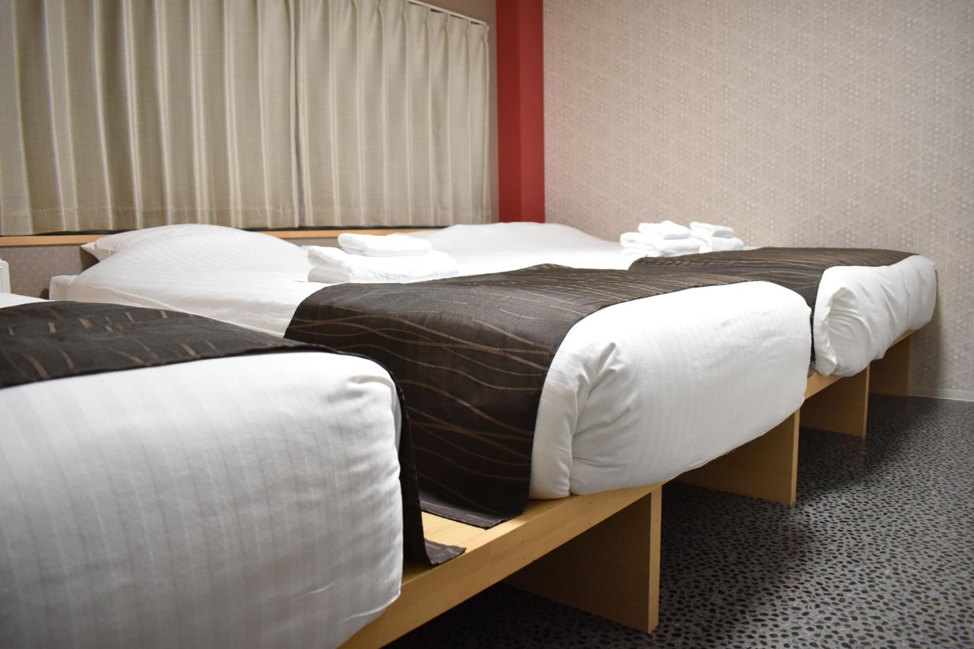 Guest house Shinsaibashi House 3*
