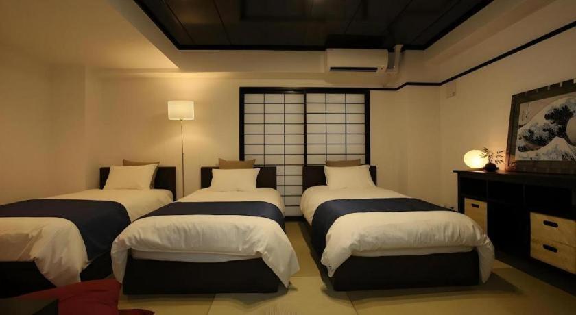 Hotel Rozy Namba 3*
