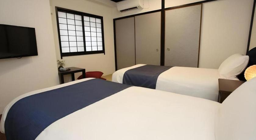 Rozy Namba Hotel