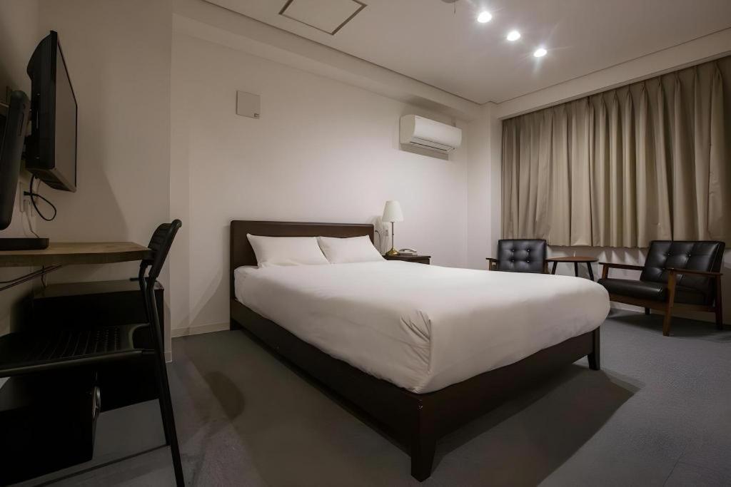 Rozy Namba Hotel 3*