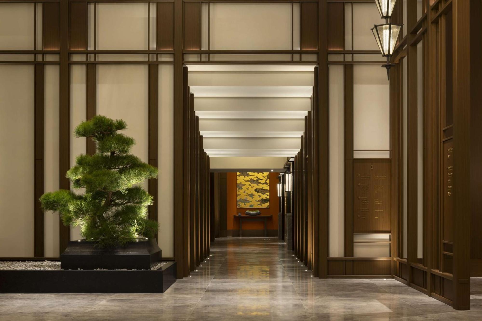 Waldorf Astoria Hotel