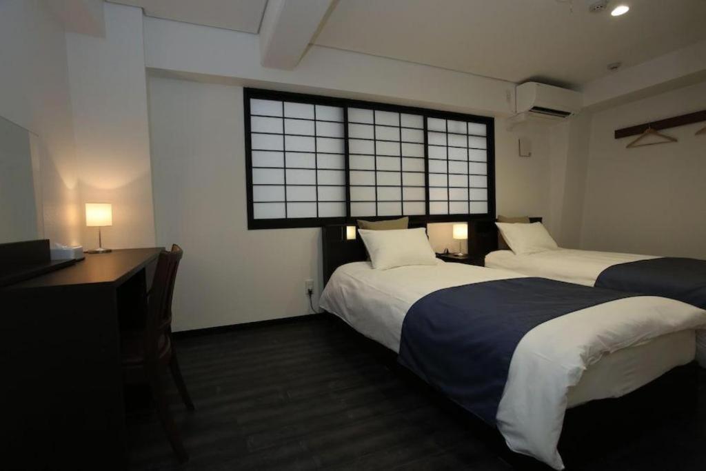 Rozy Namba 3*