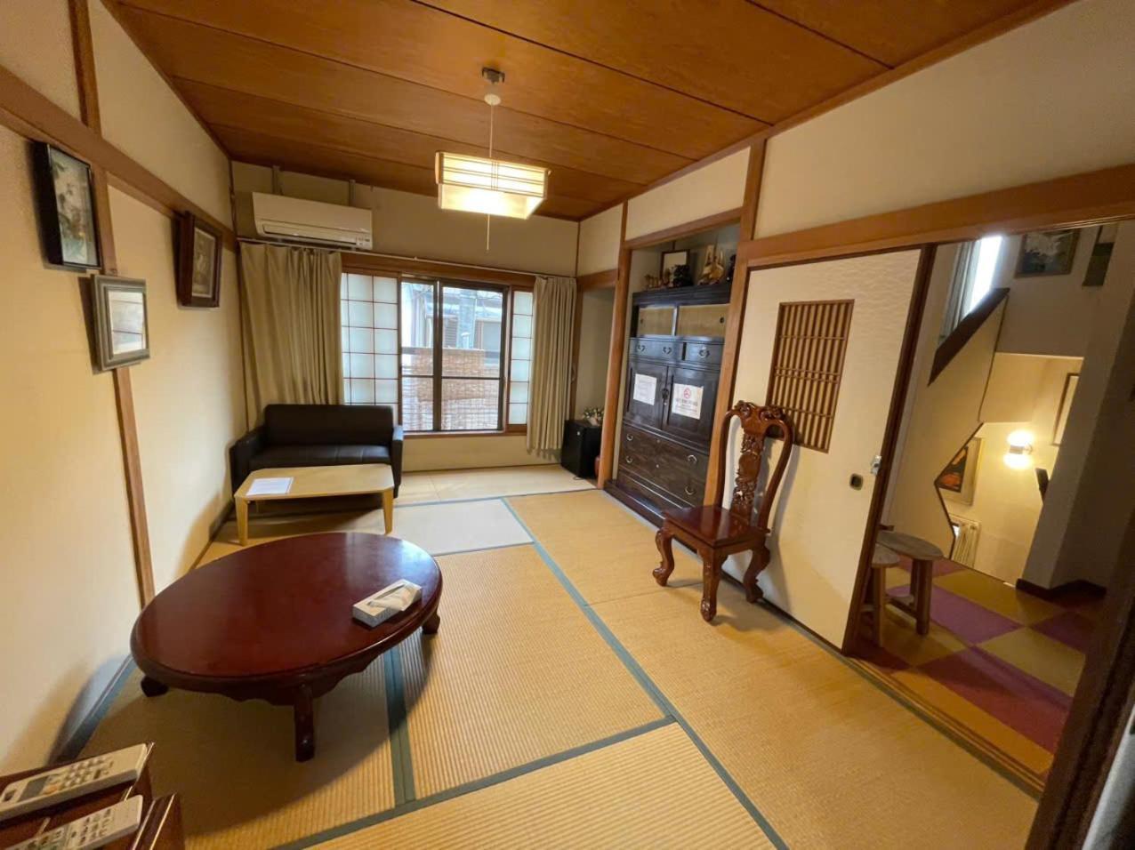 Annam - Whole Three Story House Osaka