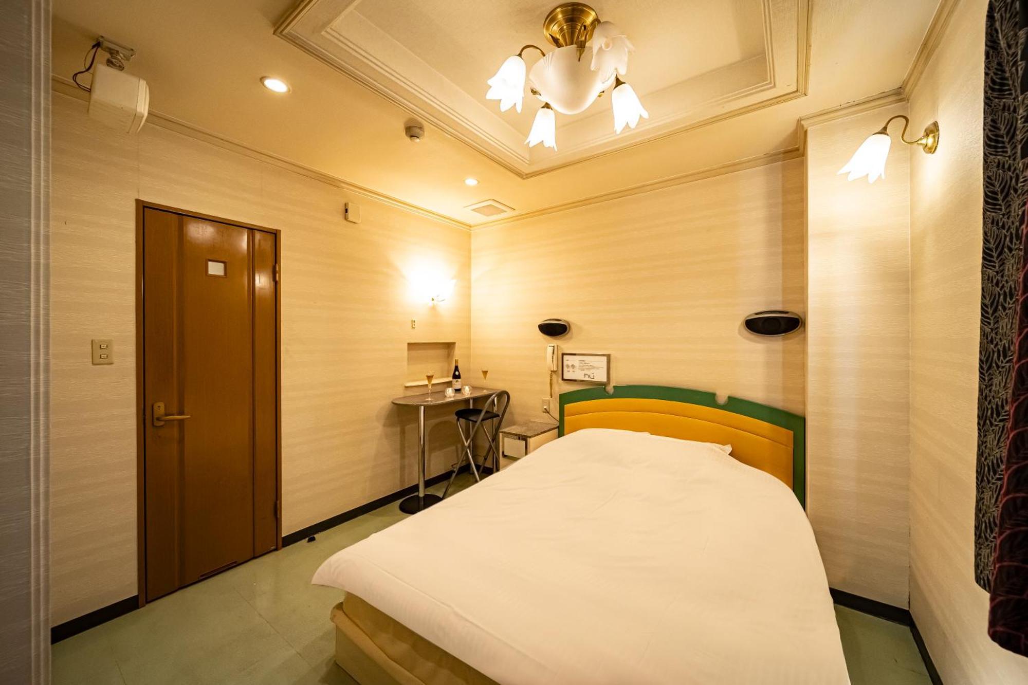 Love hotel Hu Namba (adults Only)