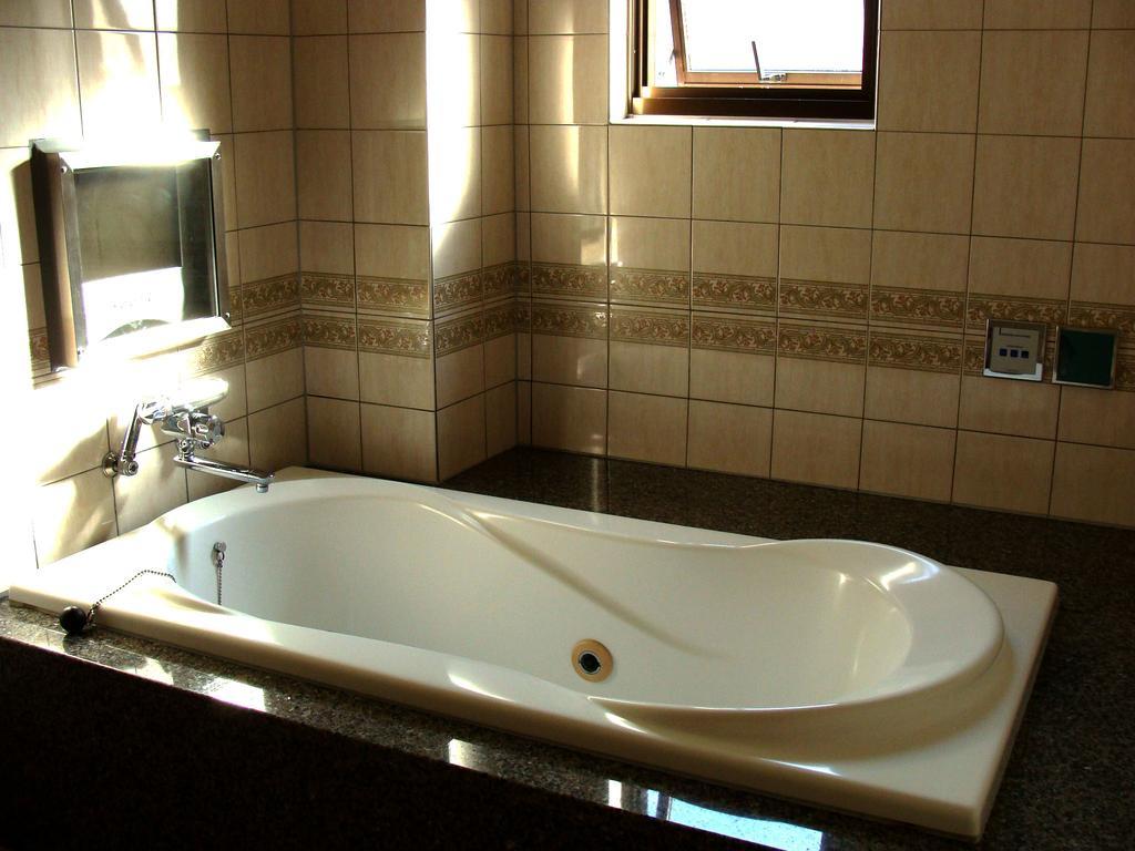 Alten Economy hotel