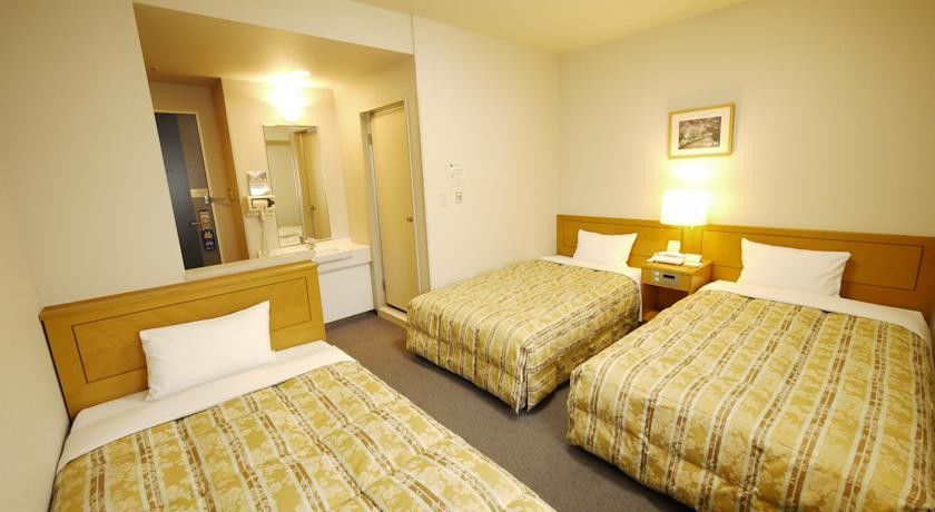 Hotel Route-inn Honmachi 3*