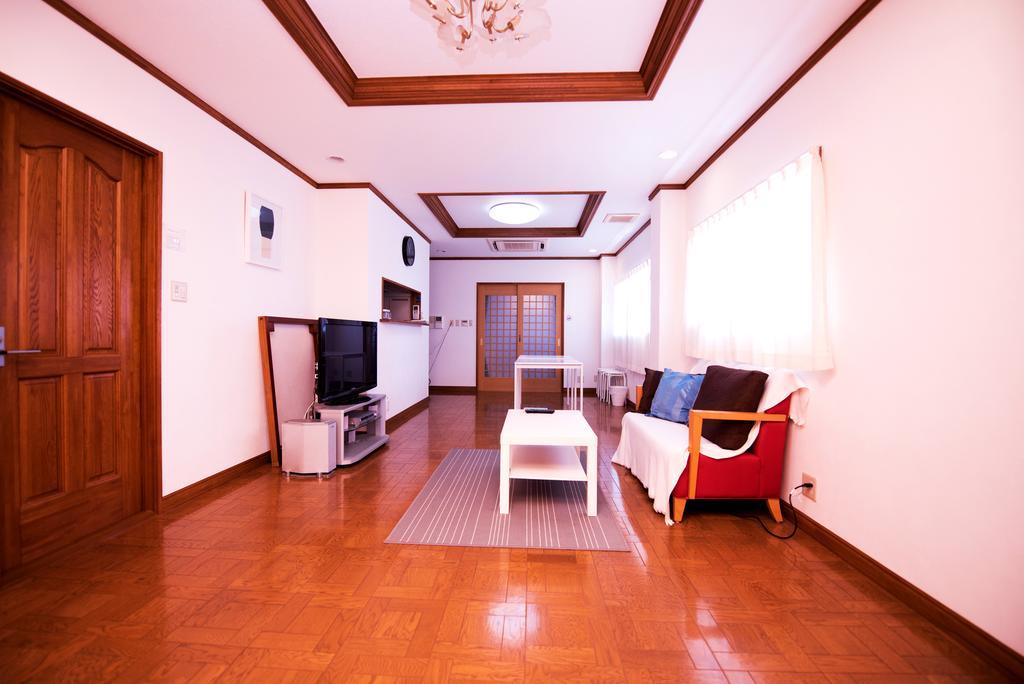 Terrace + House Bentencho Guest house Osaka