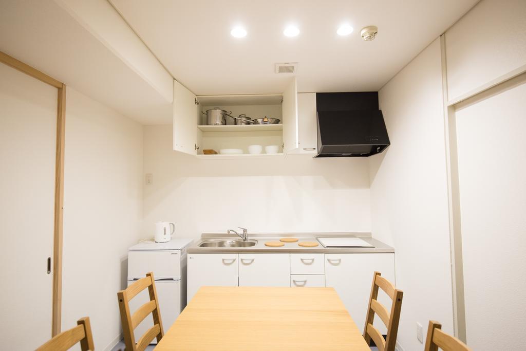 Hotel Rozy Namba 3*