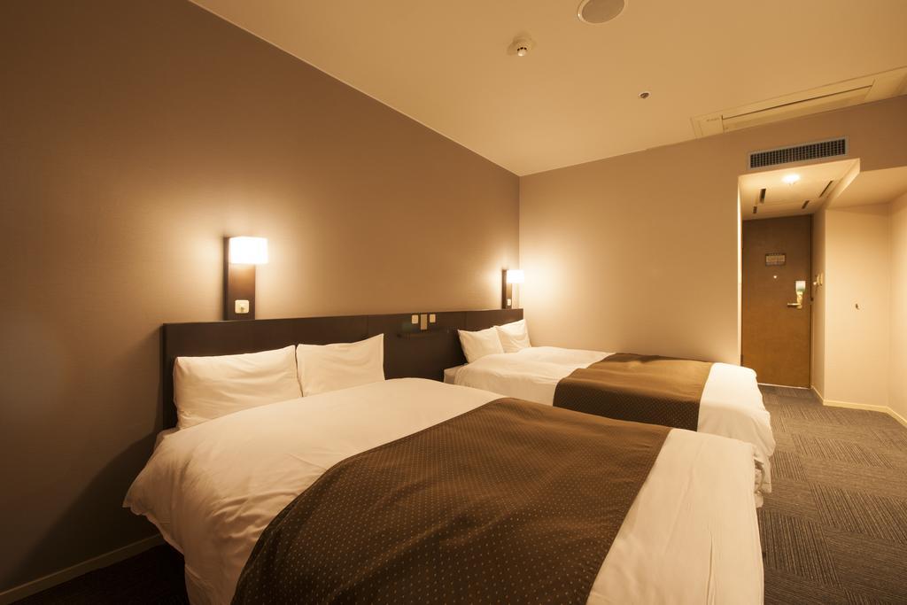 Economy hotel Dormy Shinsaibashi Hot Spring 3*