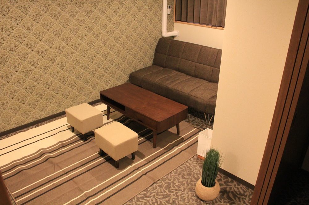 Hostel Simple Kanon Nanba Minami *