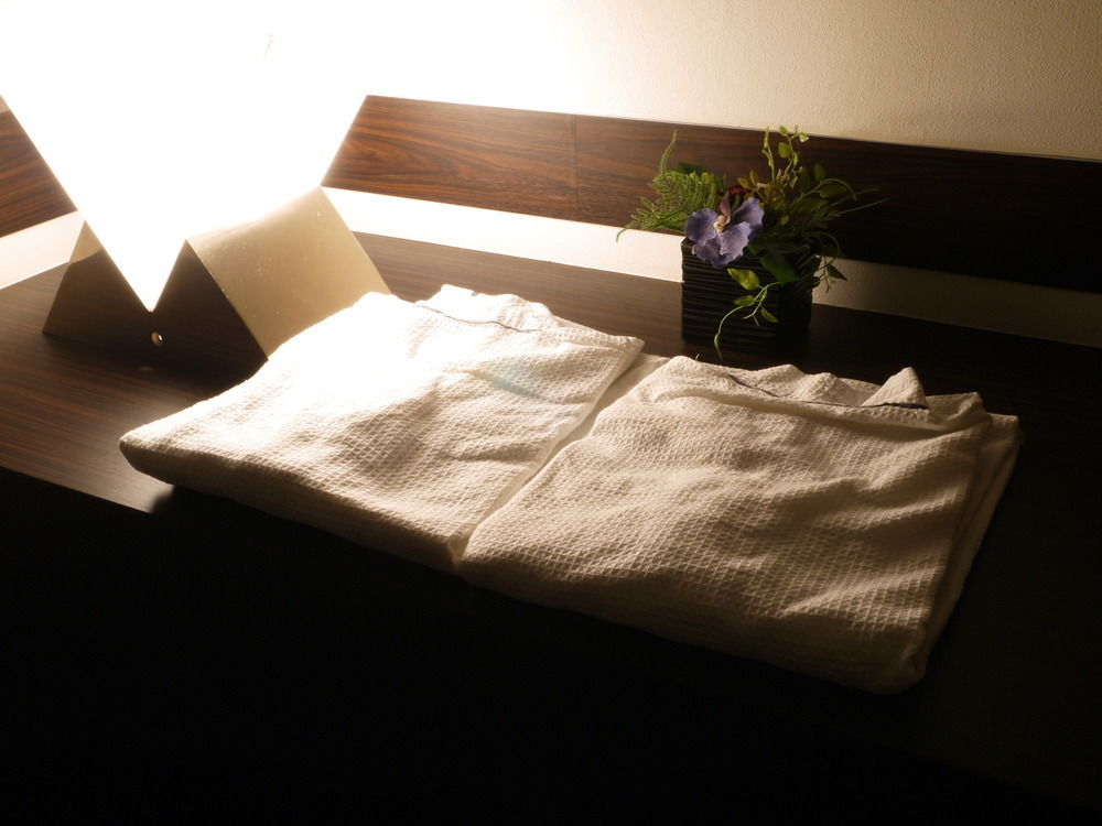 Hills 2* Osaka