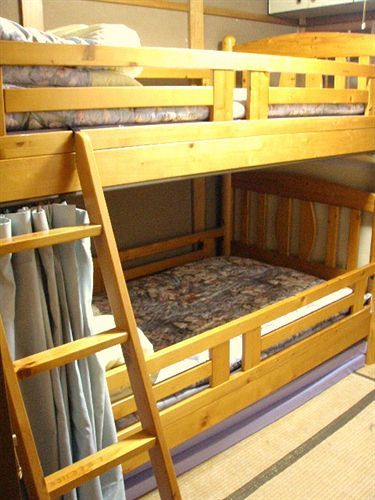 Peace House Showa Hostel *