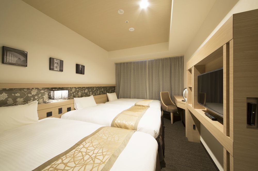 Keihan Yodoyabashi 4*