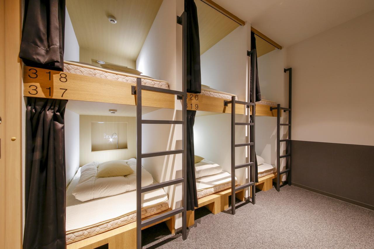 White Shinsaibashi Hostel Osaka