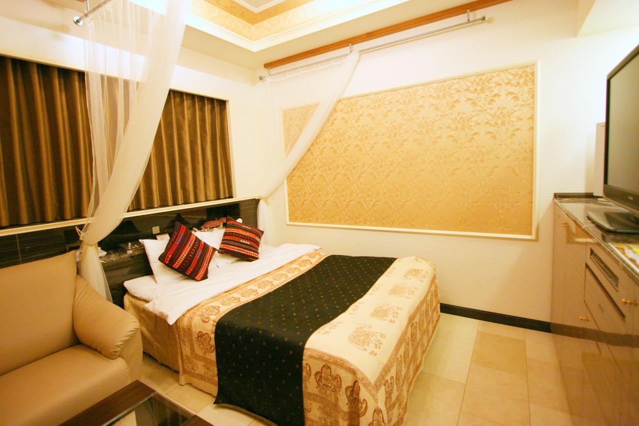 Love hotel Celavie Sennichimae (adults Only)