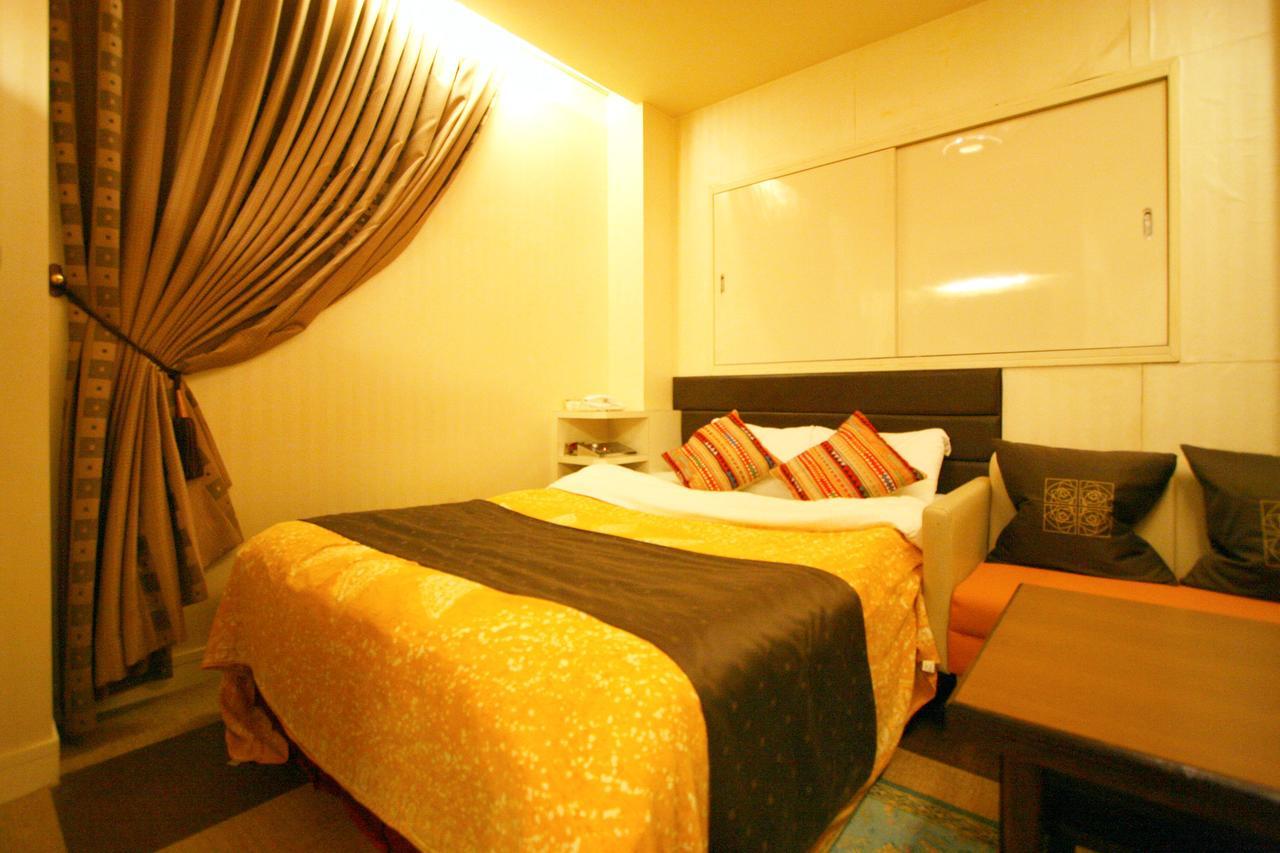 Celavie Sennichimae (adults Only) Love hotel 2*