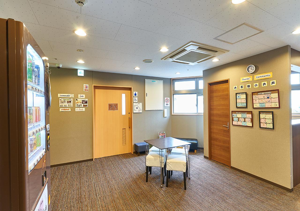 Simple Kanon Nanba Minami Hostel *