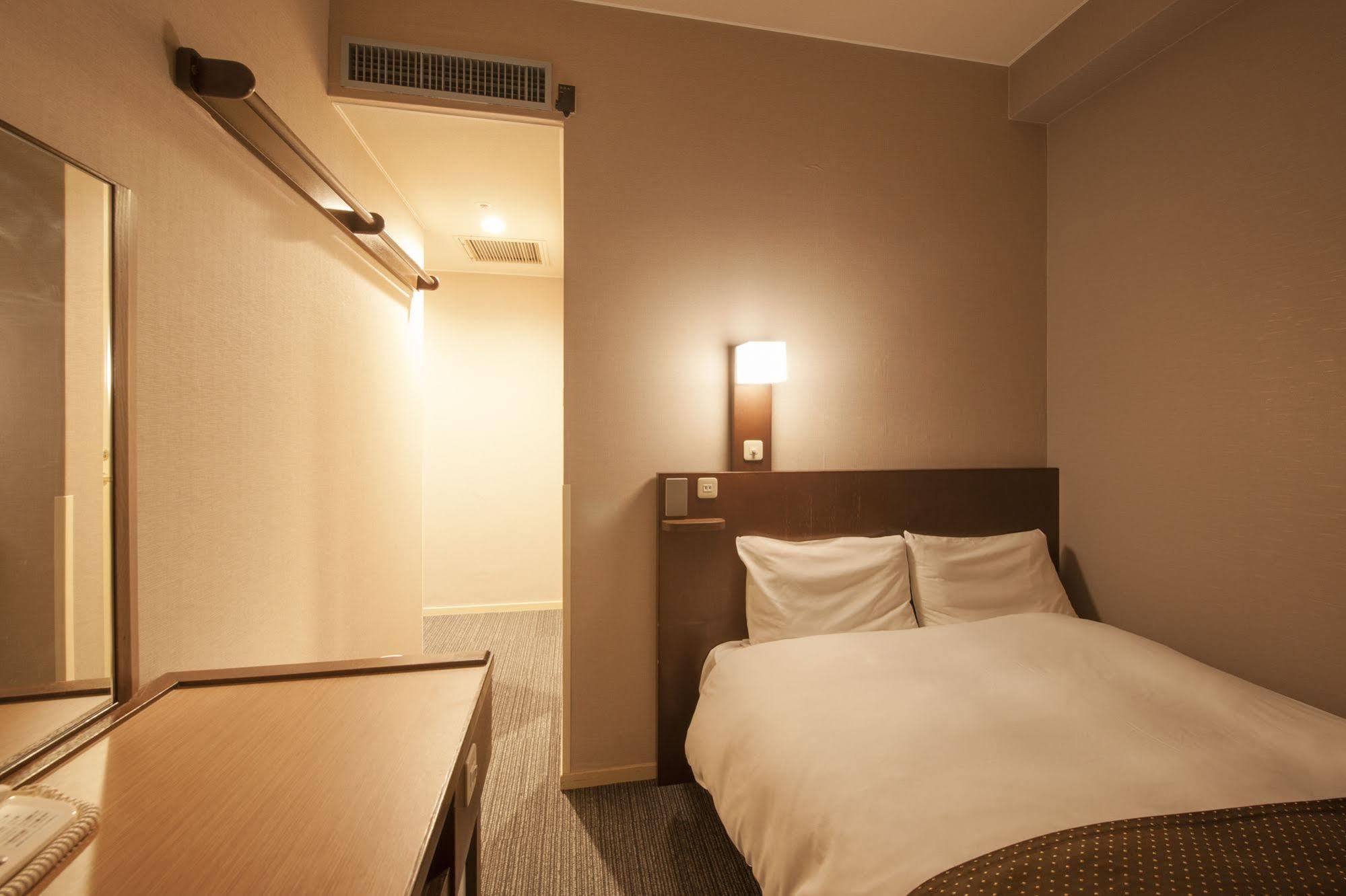 Dormy Shinsaibashi Hot Spring 3*