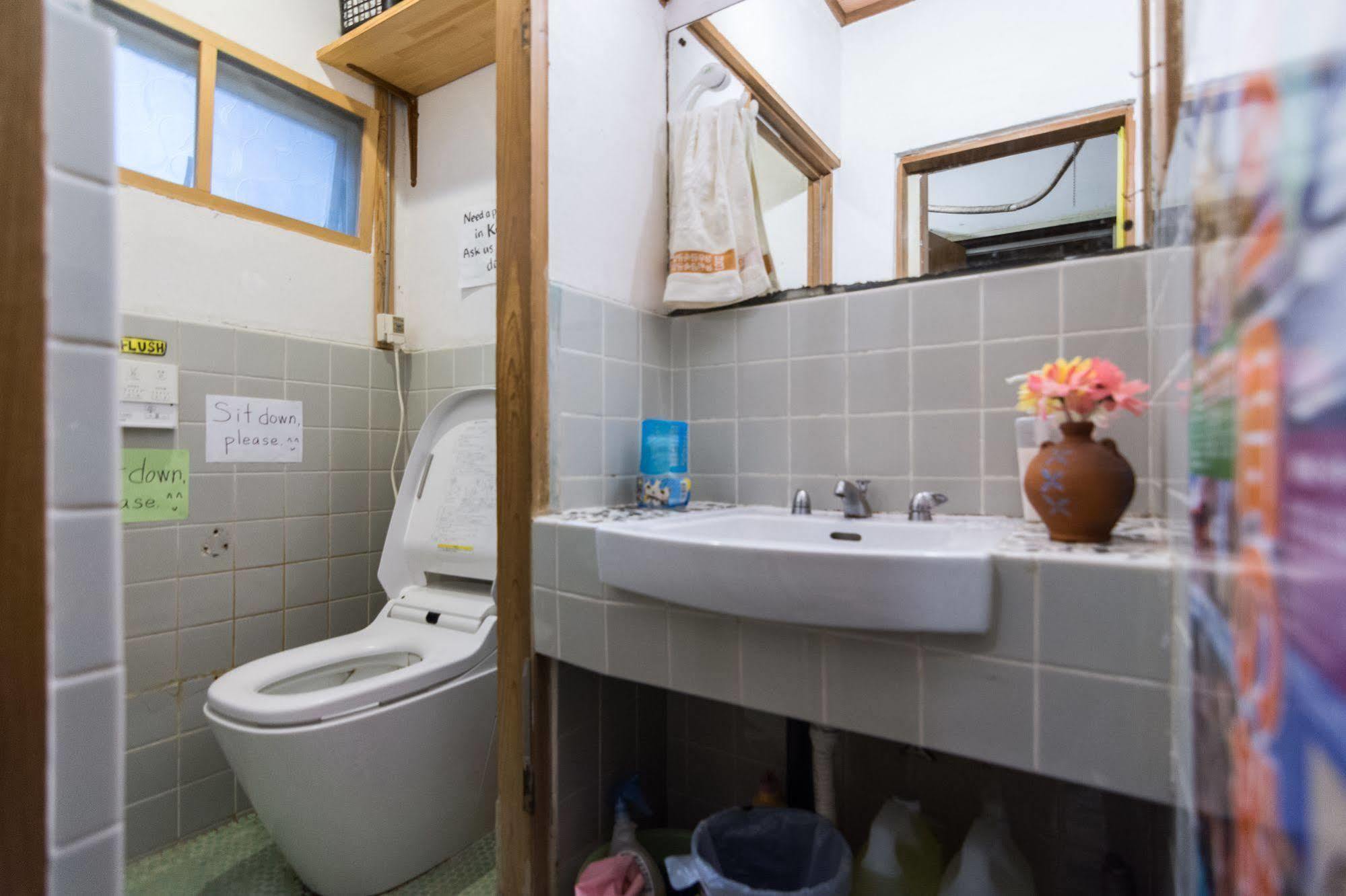 Peace House Showa Hostel